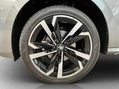 Skoda Kamiq Monte-Carlo+DSG+LM18+P.Drive+P.Sécurity (2025) - Foto 8