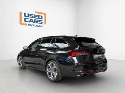 Skoda Octavia RS+DSG+LED+NAVI+DAB+LM19+Pano+360° (2025) - Foto 5