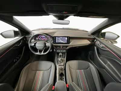 Skoda Kamiq Monte-Carlo+DSG+LED+P.Assisted+P.Park&Go (2025) - Foto 2