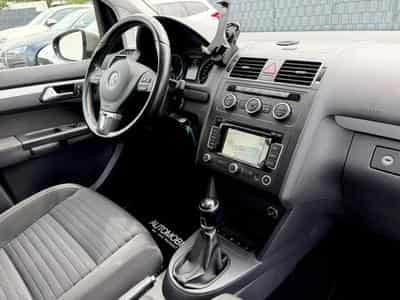 VW Touran Touran Cup 2.0 TDI /7.SITZER/NAVI/PANO/PDC/ (2015) - Photo 11