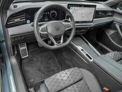 VW Passat (2025) - Foto 7
