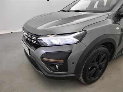 Dacia Jogger Hybrid 1.6 Extreme 7PL / NAVI / CARPLAY / CAMERA (2025) - Photo 15