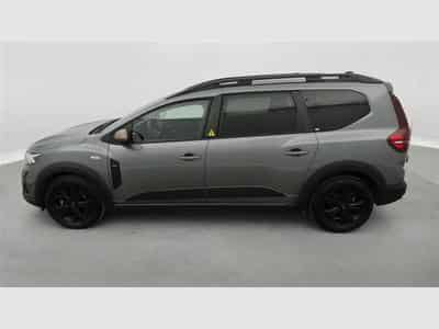 Dacia Jogger Hybrid 1.6 Extreme 7PL / NAVI / CARPLAY / CAMERA (2025) - Photo 3