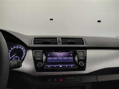 Skoda Fabia Combi 1.0 TSI 60Cv Ambition CLIM / BLUETOOTH / PDC (2022) - Foto 11