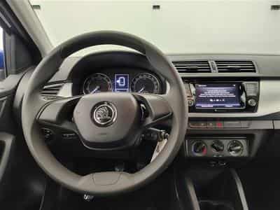 Skoda Fabia Combi 1.0 TSI 60Cv Ambition CLIM / BLUETOOTH / PDC (2022) - Foto 9