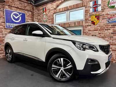 Peugeot 3008 3008 131cv ALLURE Navig/ToitO+P/ClimaA/ALU18 (2019) - Foto 1