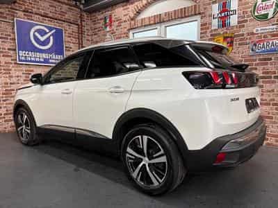 Peugeot 3008 3008 131cv ALLURE Navig/ToitO+P/ClimaA/ALU18 (2019) - Foto 2
