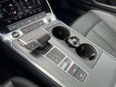 Audi A6 QUATTRO HYBRIDE ESSENCE S-Tronic (2024) - Foto 10