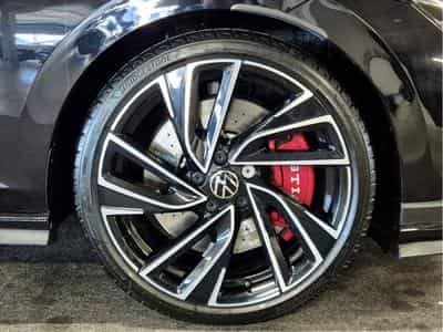 VW Golf GTI 2.0 TSI 300 CLUBSPORT BLACK STYLE HEAD UP HARMAN KARDON (2023) - Photo 13