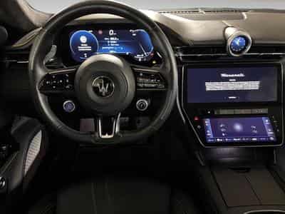 Maserati GranTurismo 3.0 Trofeo 550 PS (2023) - Foto 6