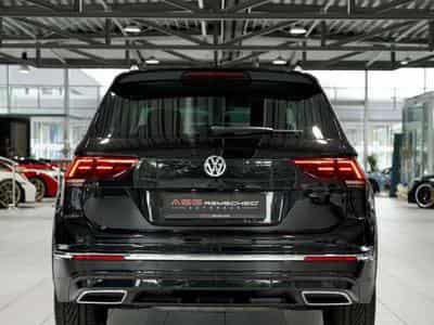 VW Tiguan DSG R Line 4M 2.H *20 *Digital *ACC *AHK (2019) - Foto 9