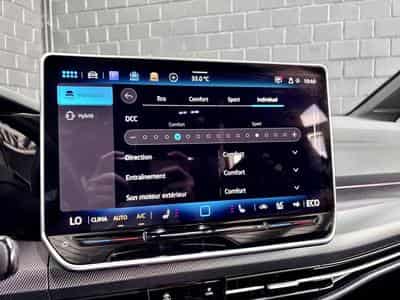 VW Golf GTE PHASE 2 1.5 eHybrid 272 CV DSG 6 *DCC* MATRIX * 360°* T (2025) - Photo 14