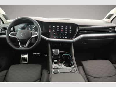 VW Touareg (2025) - Photo 7
