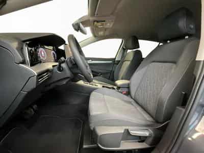 VW Golf Life+DSG+Navi+LED (2025) - Photo 9