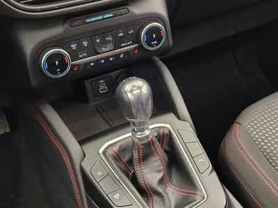 Ford Kuga 1.5 EcoBoost Titanium NAVI / CAMERA / CARPLAY (2023) - Photo 12