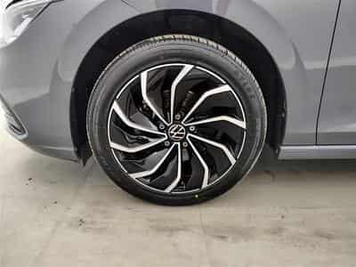 VW Golf 1.0 TSI 110Cv Life NAVI / FULL LED / CAMERA / PDC / ALU (2021) - Foto 6