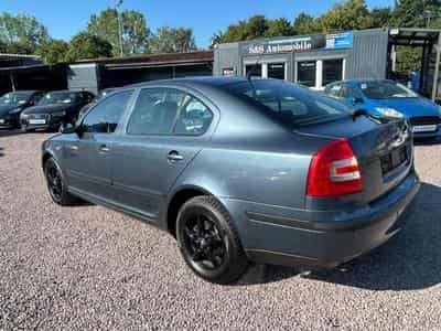 Skoda Octavia Octavia Lim. Ambiente 1.9 TDI *PDC*Klima* (2005) - Foto 6