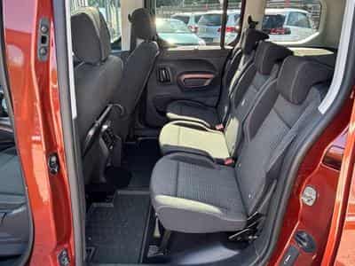 Peugeot Rifter Rifter BlueHDi 130 GT-Line *Panorama*Navi+Kamera (2019) - Foto 9