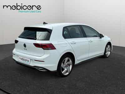 VW Golf VIII GTE (2021) - Photo 2