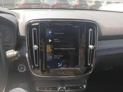 Volvo XC40 R-Design (2019) - Photo 13