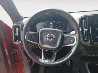 Volvo XC40 R-Design (2019) - Photo 9