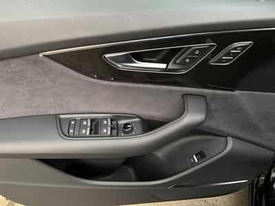 Audi SQ8 TFSI+Tiptronic+4M+Sound+AHK (2025) - Photo 14