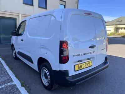 Peugeot Partner 1.5 BlueHdi 100cv Clim - PDC AR - Car Play - Tempomat (2026) - Photo 9