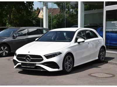 Mercedes A 200 AMG Line 7G-Tronic GPS LANE CAM PARK KEYLESS 1° MAIN (2025) - Photo 2