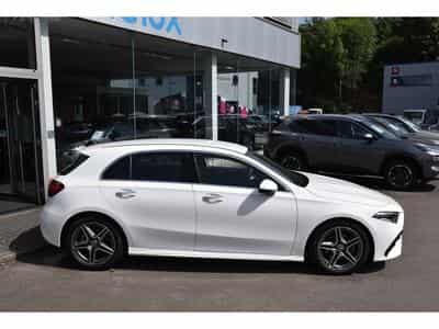Mercedes A 200 AMG Line 7G-Tronic GPS LANE CAM PARK KEYLESS 1° MAIN (2025) - Photo 3