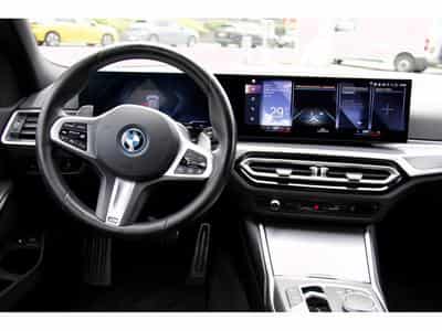 BMW 320 e Touring Aut. pack M Sport ACC (2024) - Foto 10