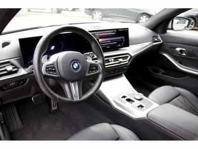 BMW 320 e Touring Aut. pack M Sport ACC (2024) - Foto 8