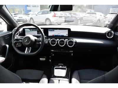 Mercedes GLA 200 (2025) - Photo 9