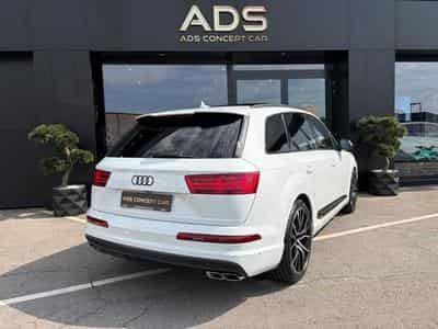 Audi SQ7 4.0d (2018) - Photo 4