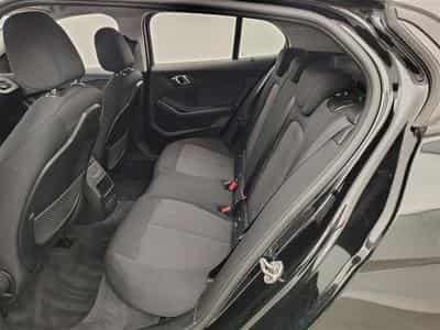 BMW 118 118iA NAVI / FULL LED / PDC AV+AR / JA 17 (2023) - Photo 13
