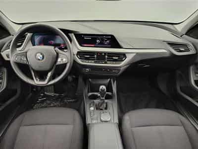 BMW 116 116 d Business NAVI/FULL LED/JA16/PDC AV AR (2023) - Foto 8