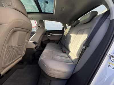 Audi e-tron 55 QUATTRO 408 SPORTBACK 95KWH *GARANTIE 36 MOIS EUROPÉENNE* (2020) - Photo 5