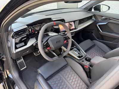 Audi RS3 2.5 TFSI SPORTBACK QUATTRO/ MAGNETIC RIDE/SPORT RS/360°/SONO (2026) - Photo 4