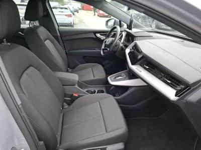 Audi Q4 e-tron Standard (2023) - Photo 6