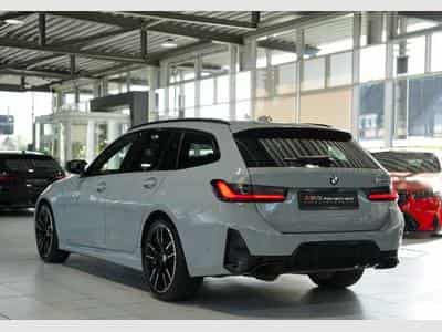 BMW M340 xDrive Touring 1.H *19 *ACC *Pano *Carbon (2023) - Photo 9