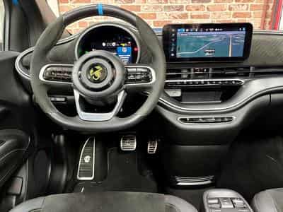 Abarth 500 500e Cabrio 155cv 42KW/h Auto SCORPIONISSIMA (2023) - Foto 4