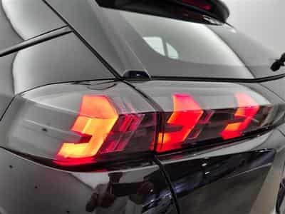 Peugeot 2008 1.2 PureTech Active Pack EAT8/NAVI/JA/PDC (2022) - Photo 15