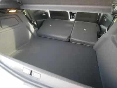 Peugeot 208 ALLURE 1.2 (2025) - Photo 9