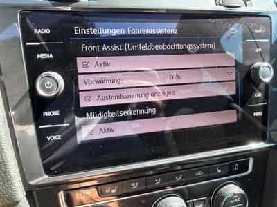 VW Golf Golf VII Lim. BlueMotion TGI *Navi*Panorama*Kam (2018) - Foto 15
