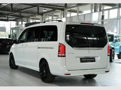 Mercedes V d AMG Line EDITION lang 2.H *19 *8-Sitzer (2021) - Photo 10