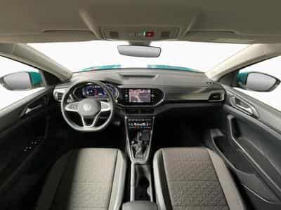 VW T-Cross Style+DSG+R-line+LM17+P.Tech+Keyless (2022) - Photo 2