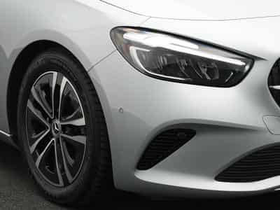 Mercedes B 180 d LED+Kamera+Apple+MBUX (2025) - Foto 7