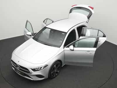 Mercedes A 250 e Kompaktlimousine LED+Kamera+MBUX+Apple (2023) - Foto 12