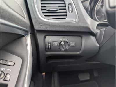Volvo V40 D3 150 CH BOITE AUTOMATIQUE (2018) - Photo 15