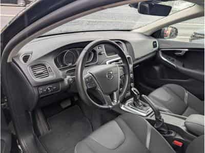 Volvo V40 D3 150 CH BOITE AUTOMATIQUE (2018) - Photo 4