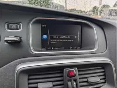 Volvo V40 D3 150 CH BOITE AUTOMATIQUE (2018) - Photo 8